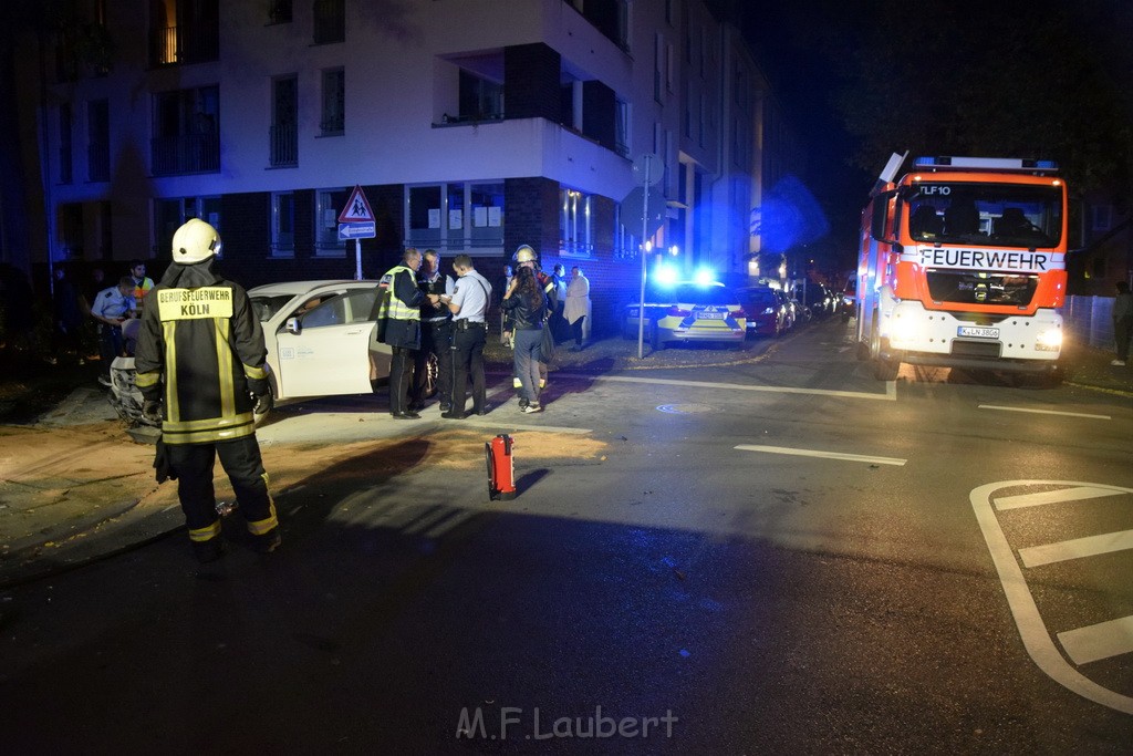 VU Auto 1 Koeln Kalk Remscheiderstr Falckensteinstr P009.JPG - Miklos Laubert